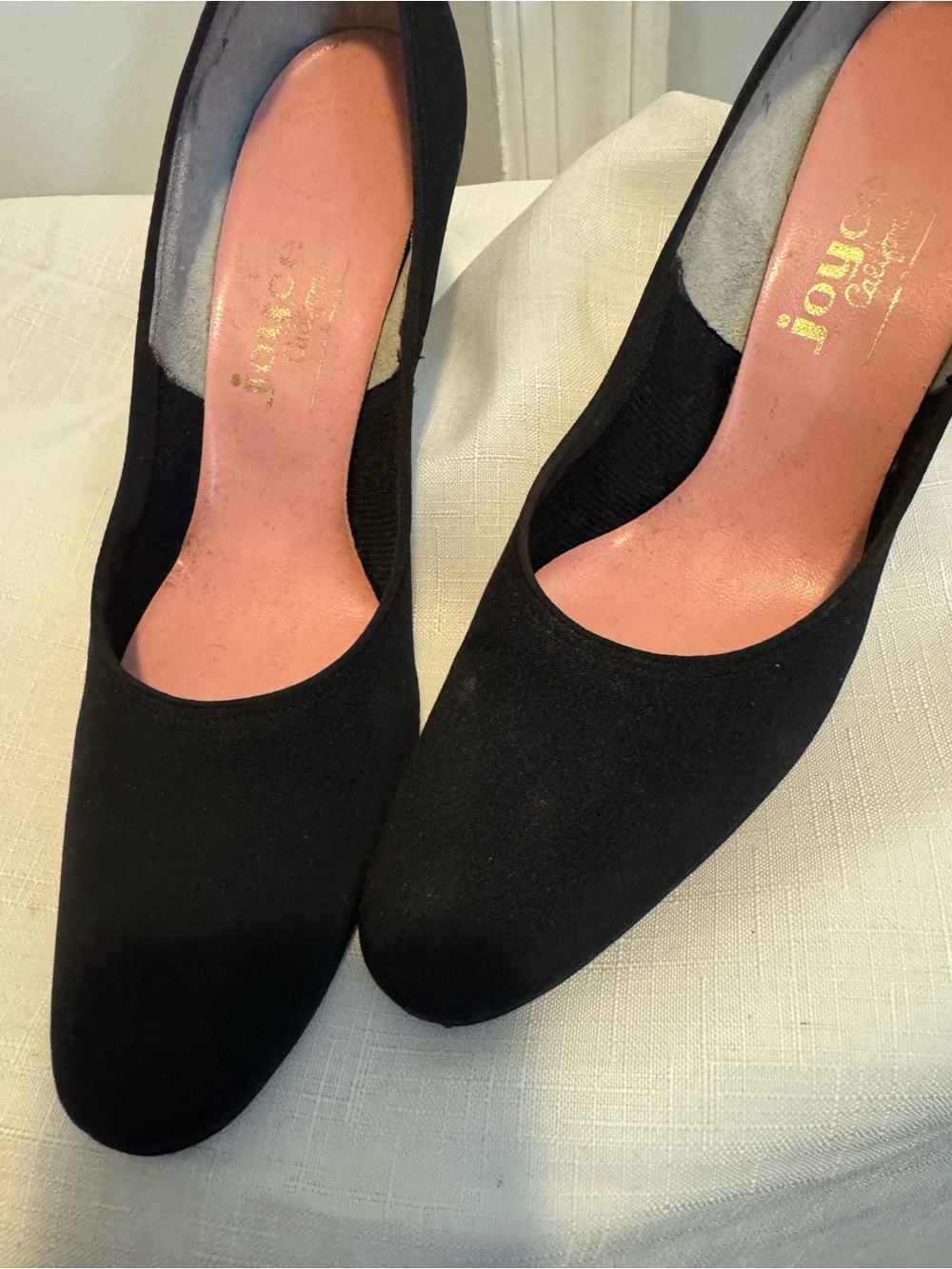 Joyce  Classic Black Women's Pumps, Sz. 7